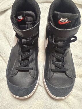 Nike Kids Black High-Top Sneakers with White Swoosh and Red Logo